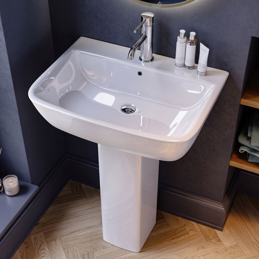Chrome Freestanding Right Hand Shower Bath Suite with Toilet and Basin - Kona