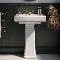 583mm Traditional Full Pedestal Basin with 1 Tap Hole - Park Royal