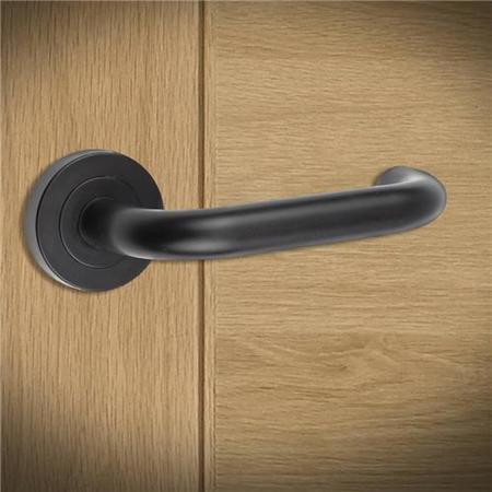 Internal Matt Black Lever Fire Door Handle with Latch and Hinges Pack - 65mm Latch - Curone - XL Joinery