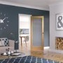 Internal Oak P10 FD30 Fire Door with Clear Etched Glass - Pre-Finished - 1981 x 762 x 44mm - Suffolk Premium - XL Joinery