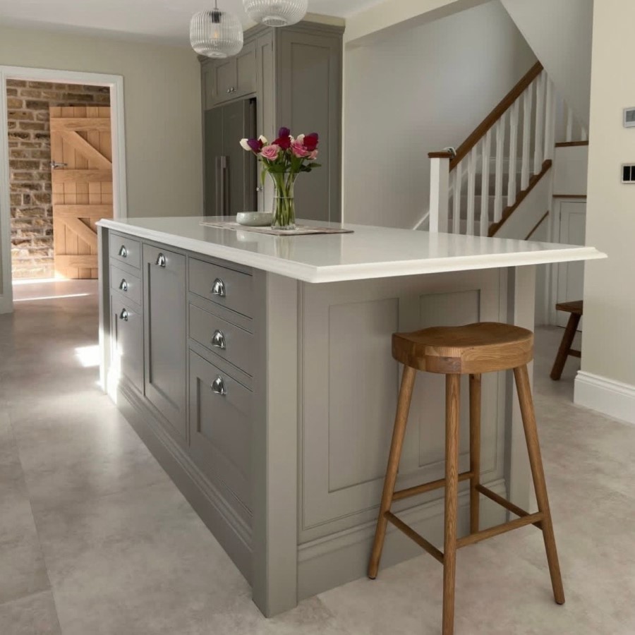 Solid Weathered Oak Kitchen Counter Stool - 70cm - Rayne