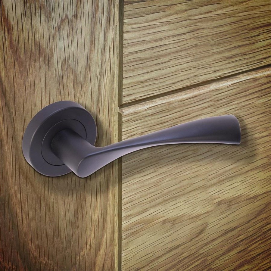 Internal Matt Black Lever Fire Door Handle with Latch and Hinges Pack - 75mm Latch - Sesia - XL Joinery